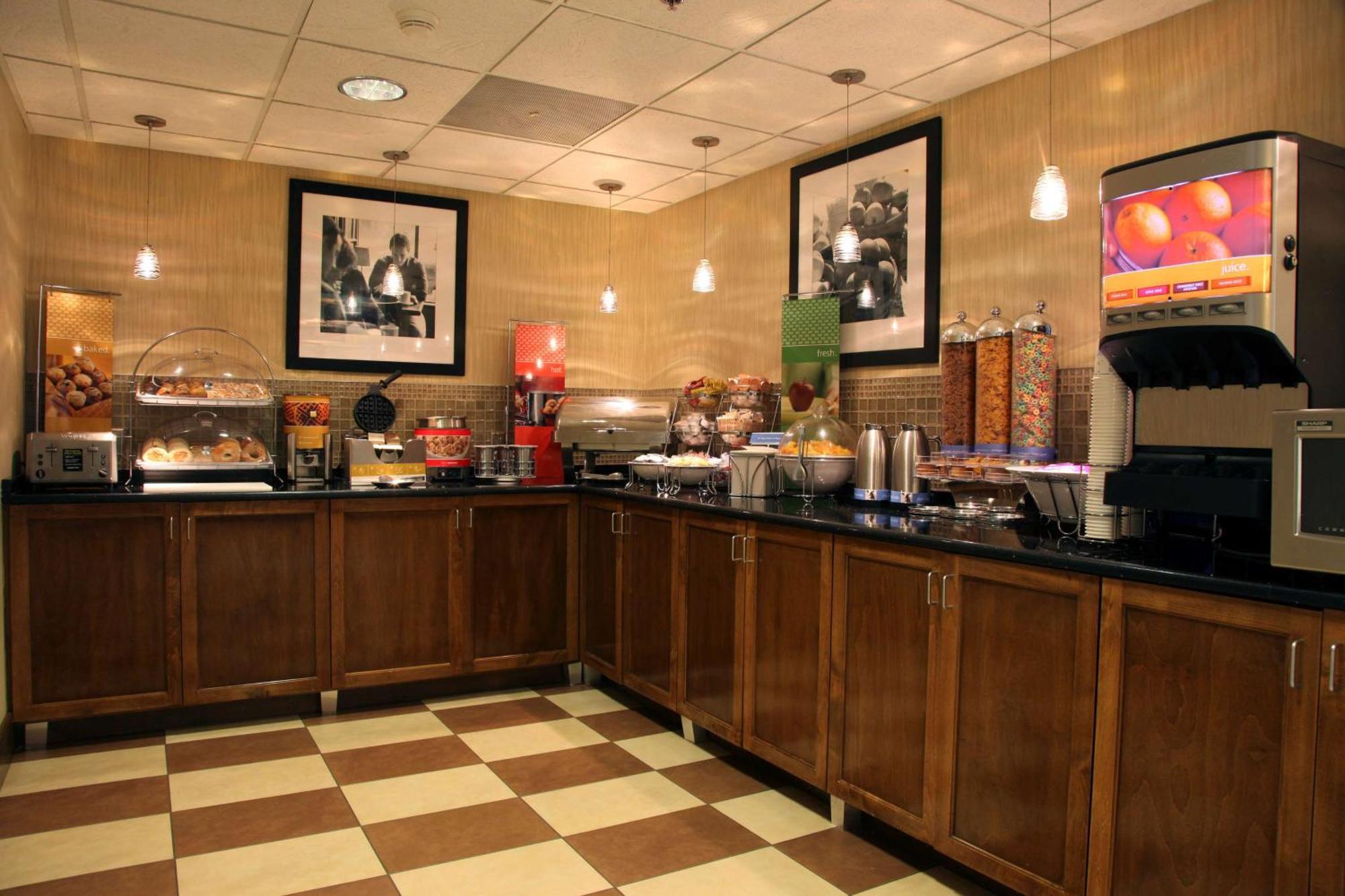 Hampton Inn Richmond/Ashland Extérieur photo